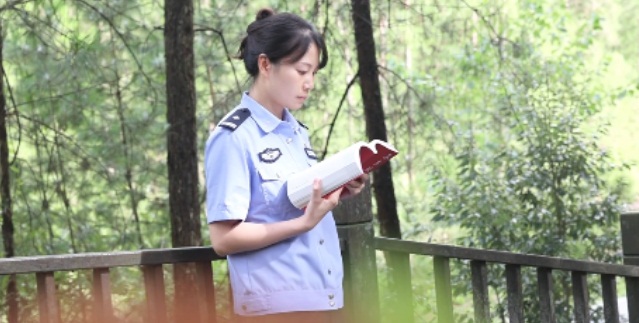 贵州惠水公安“促进全警阅读 打造书香警营”系列活动