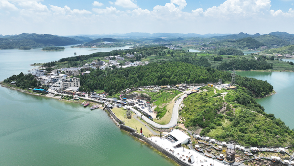 山野飘出咖啡香 村民吃上文旅饭——走进清镇特色“村咖”