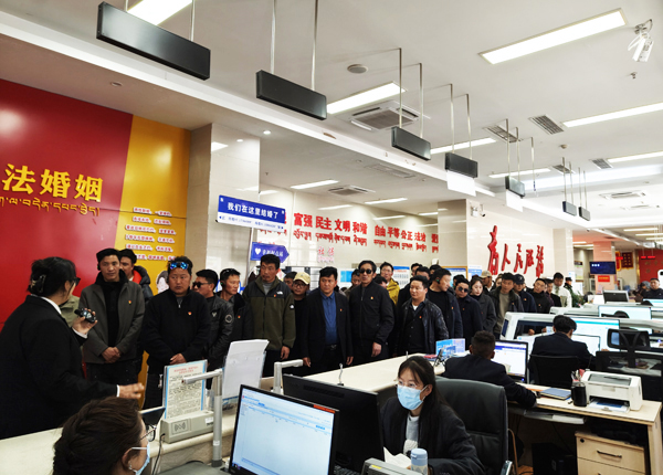 昌都市行政审批和便民服务局创新实践书写为民答卷